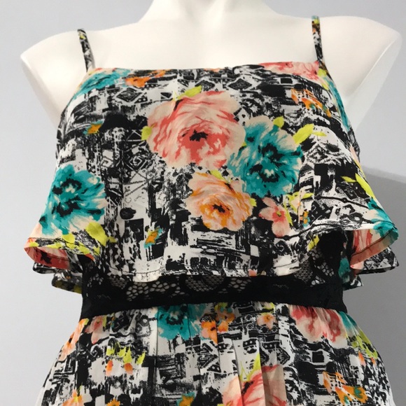 Floral asymmetrical dress - Picture 5 of 11